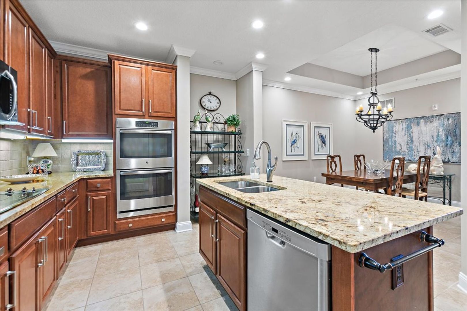 The Valencia, one of Jacksonville's premier gated condominium communities!